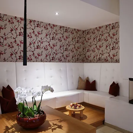 & Der Steirerhof 5* Bad Waltersdorf