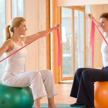 & Der Steirerhof 5* Bad Waltersdorf